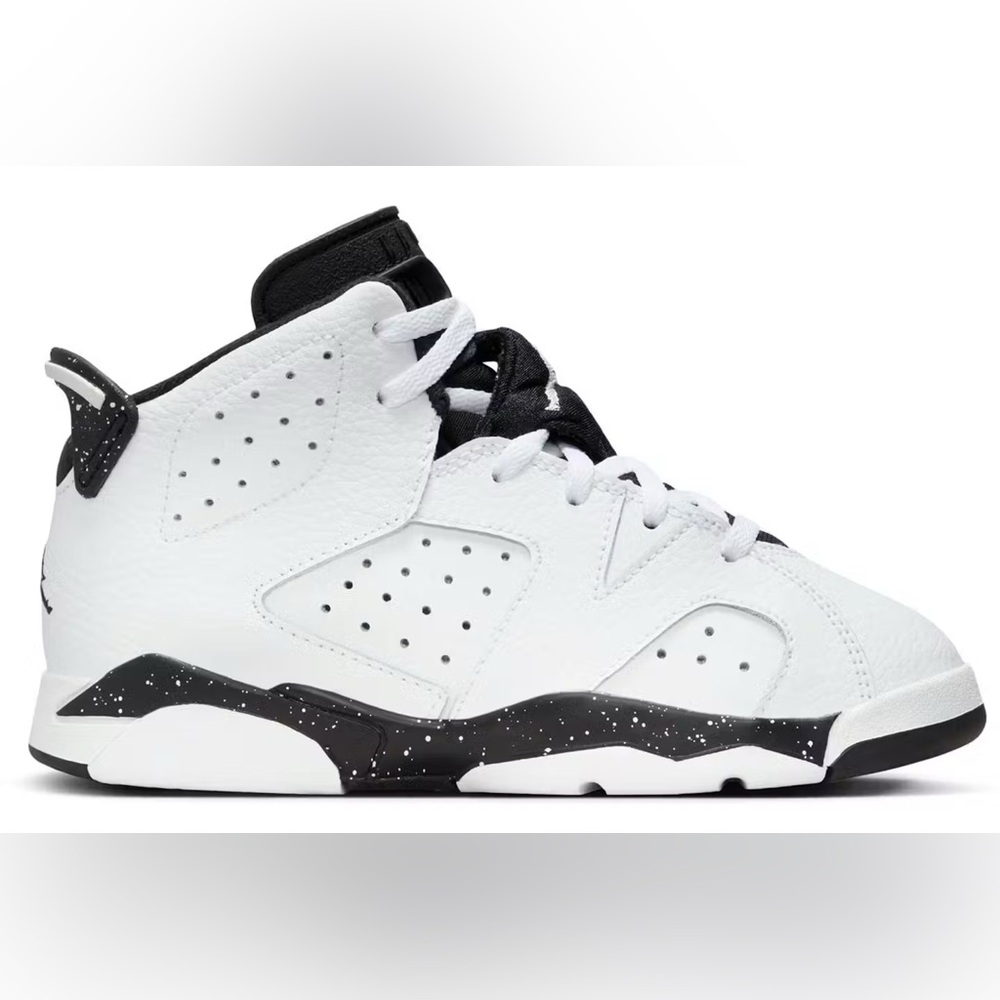 Jordan Retro 6 Boys Preschool White and Black High-Top Basketball Sneakers